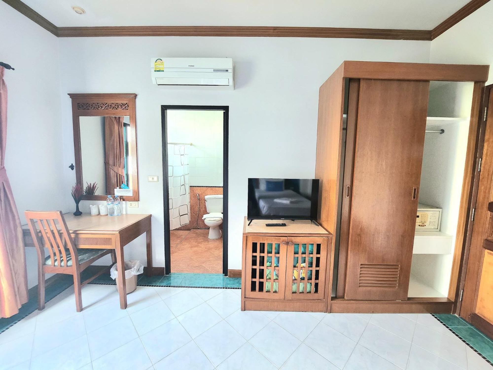 ซีฟร้อน โฮม Hotel Patong ภายนอก รูปภาพ