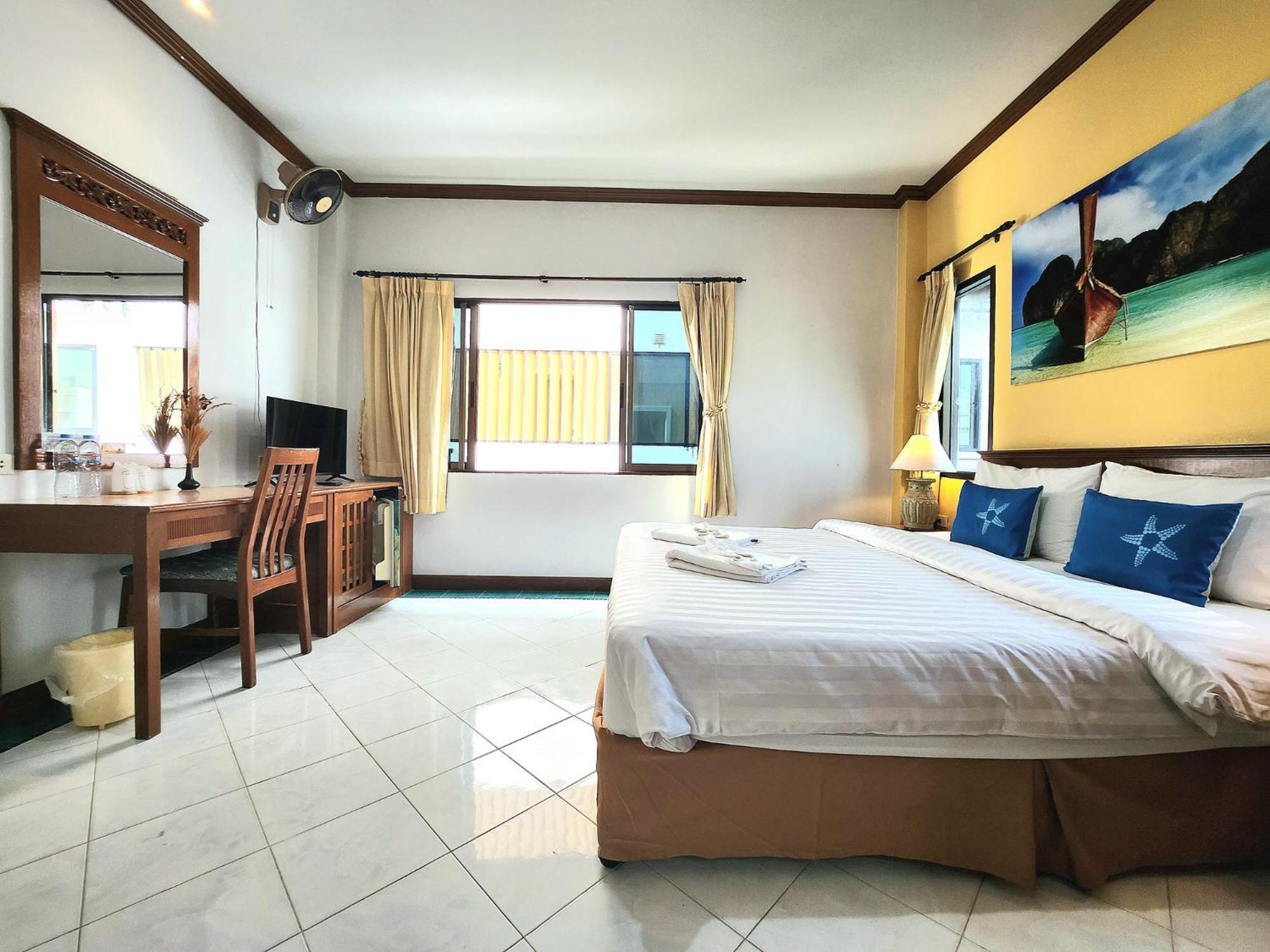 ซีฟร้อน โฮม Hotel Patong ภายนอก รูปภาพ