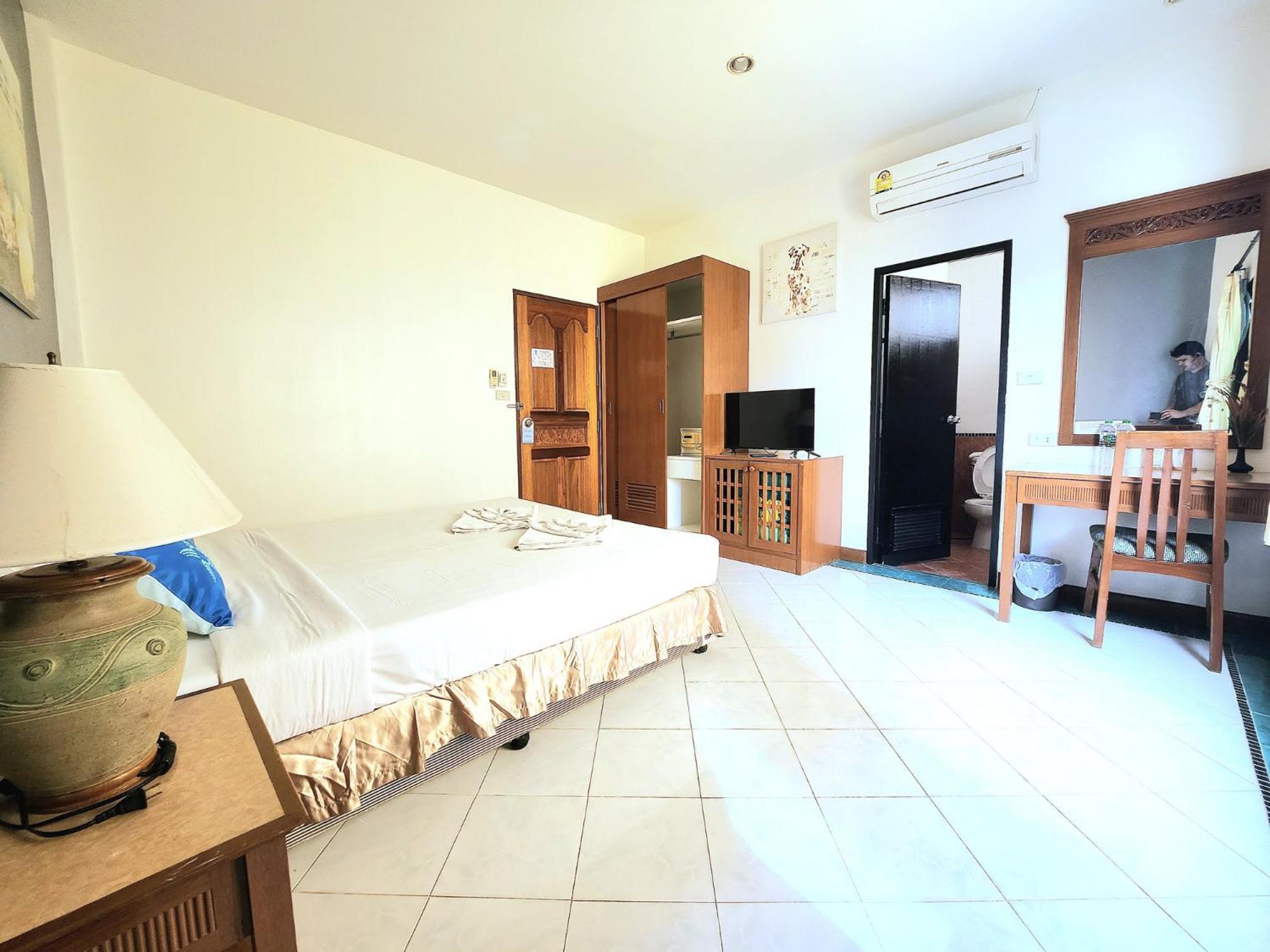ซีฟร้อน โฮม Hotel Patong ภายนอก รูปภาพ